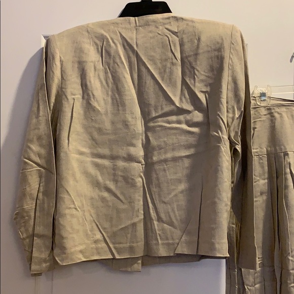 Vintage 80s Linen Rayon Beige Suit Size 4 - Picture 5 of 6